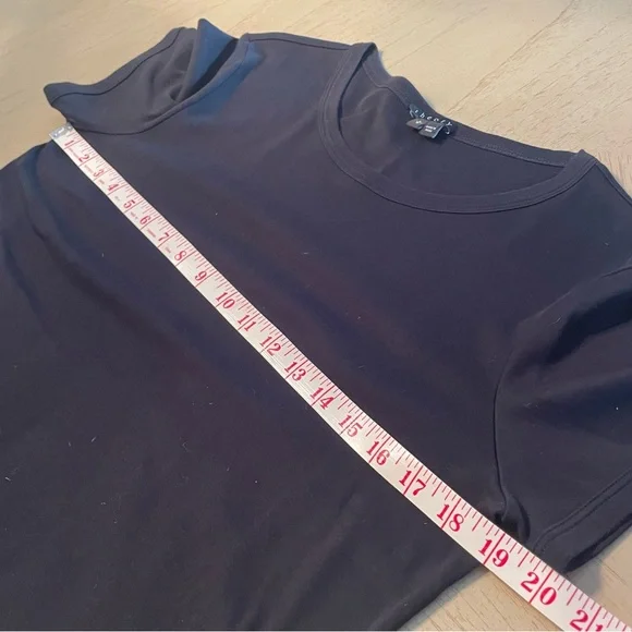 Theory Black Cropped Crewneck T-Shirt – Women’s Size L – 100% Pima Cotton - Picture 8 of 8